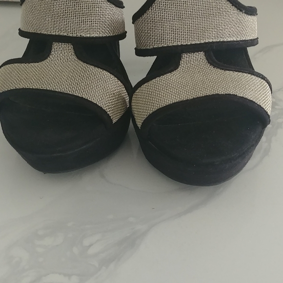 Jessica Simpson Unique Metal Mesh 5 inch heel with 1 inch plstform. Comfortable. - Picture 8 of 8